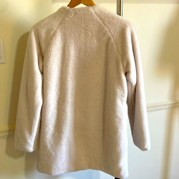 Gianni Bini GB Ivory Soft Faux Fur Girls Coat - Picture 4 of 5